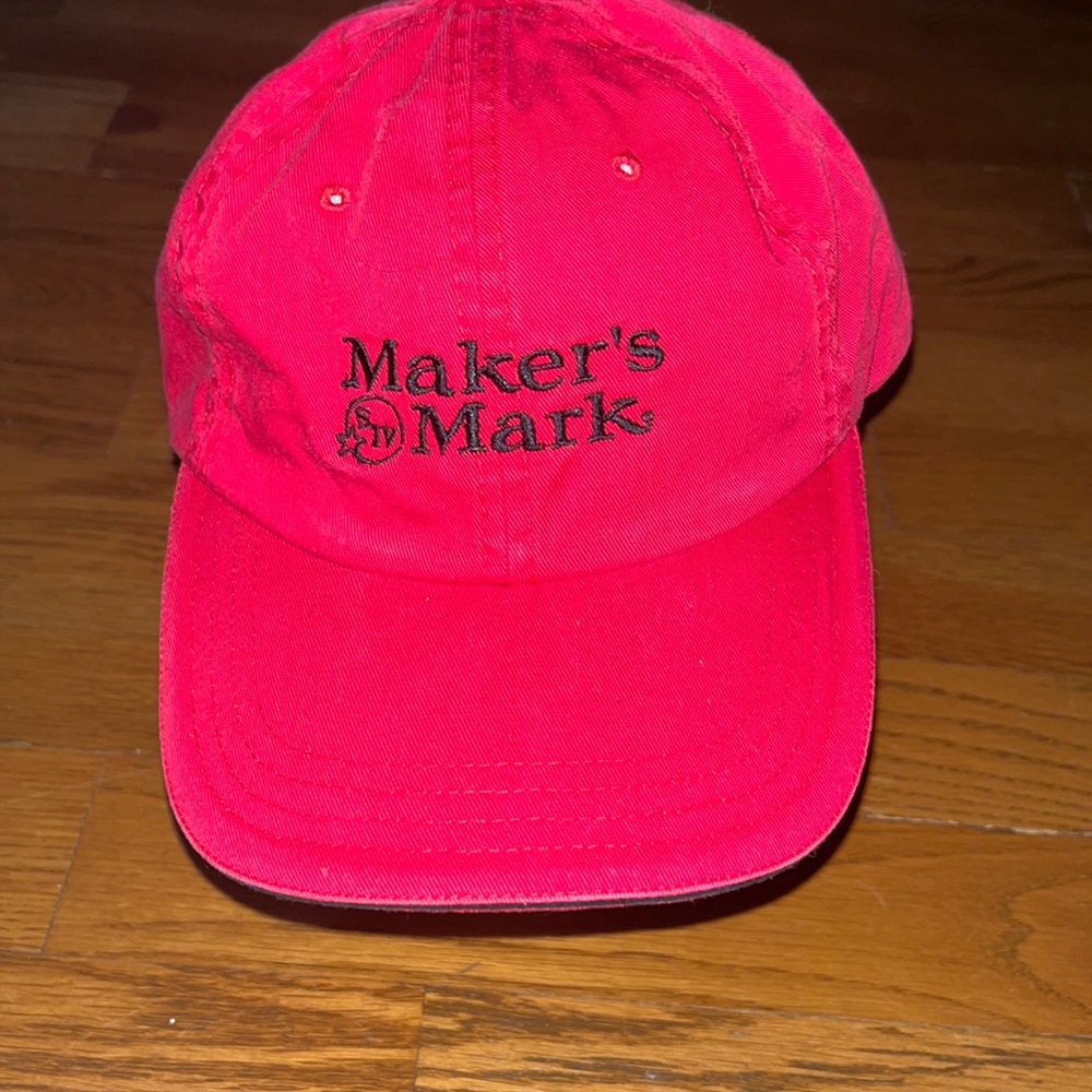MAKERS MARK WHISKEY MENS ADJUSTABLE RED HAT CAP USED EMBROIDERED 100% COTTON